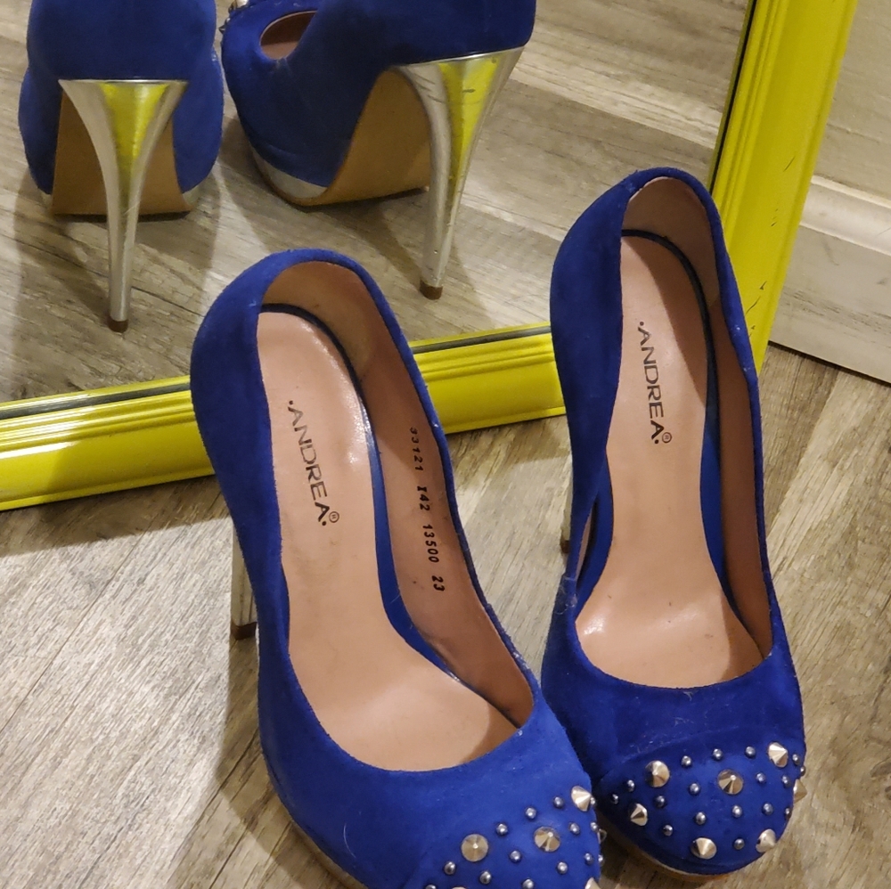 High heels, blue w/sliver spikes